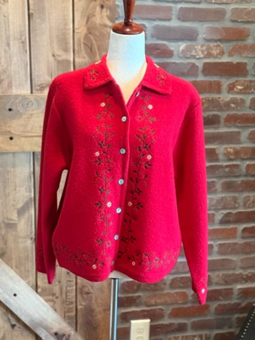 Karen Scott Sport 100% Wool Red Holiday Embroidered Cardigan Sweater Large
